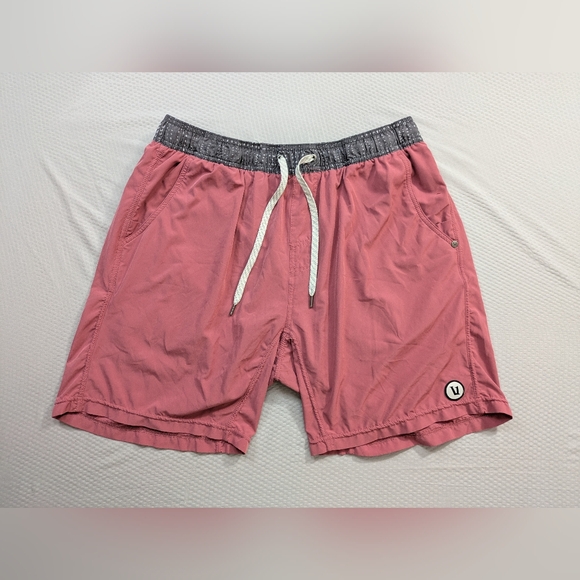 Vuori Kore Shorts Mens XL Salmon Red Lined 7" Inseam Performance Gym V302 - Picture 1 of 10